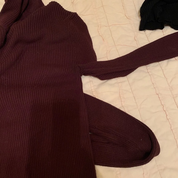 Express Ribbed Turtlenecks - Picture 5 of 7